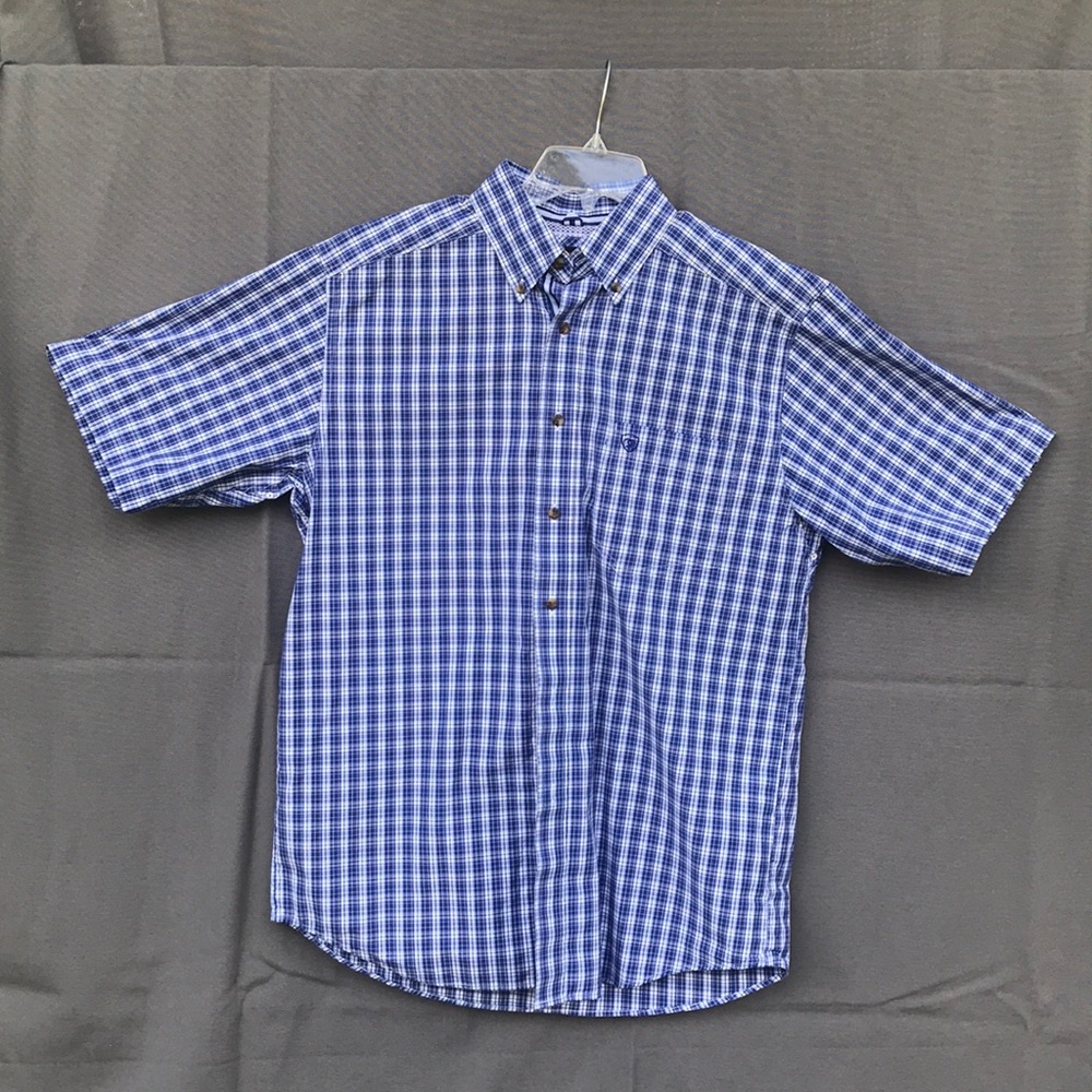 Ariat Pro Series button down short sleeve shirt